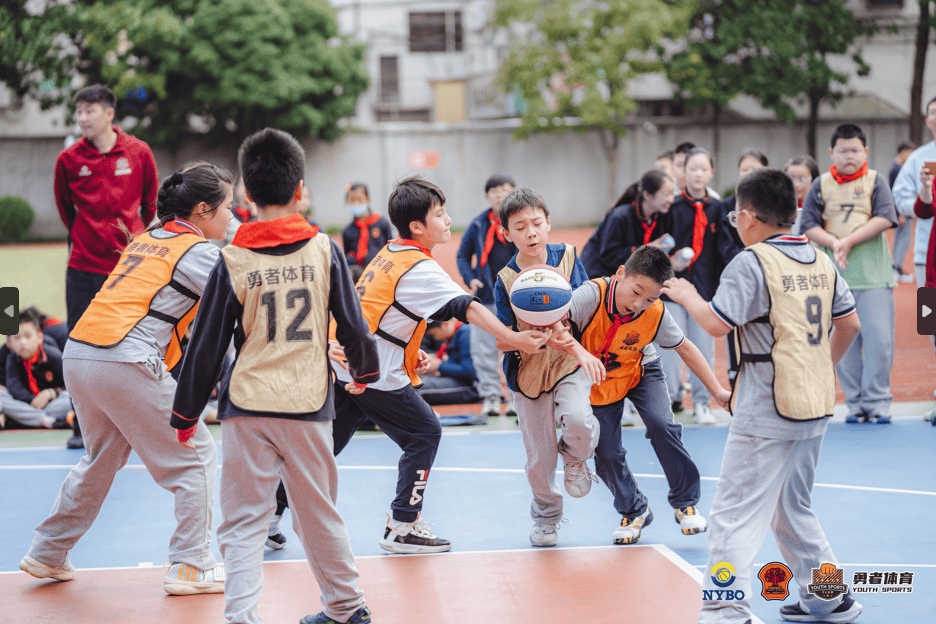 TheShy迎来五赛季出色发挥，曼联观众热烈欢呼！(theshy比赛vn)AYX SPORTS